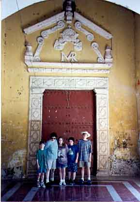 CHAPDOOR.JPG (22610 bytes)