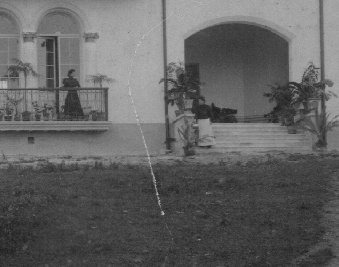 Jalapa porch.jpg (18429 bytes)