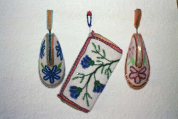 beaded_floral_purses